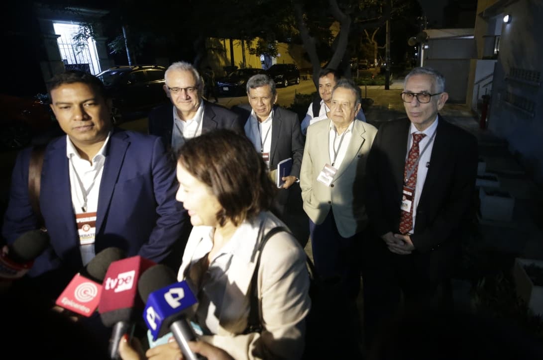 Analista señaló que el equipo técnico de Juntos por el Perú solo contradijo el plan de Gobierno, que fue la propuesta con la que postularon en primera vuelta. Foto: Cesar Bueno@photo.gec