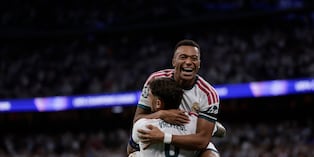 Celebra el Real Madrid. Valverde y Mbappé marcaron los goles del cuadro local. Foto: EFE/Juanjo Martín