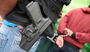 Maldita delincuencia y la patinada del ministro Juan Santiváñez, en ‘Picotitos’ de El Búho