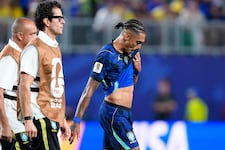 Preocupación en Brasil por lesión de Raphinha: Temen tenga que alejarse del Mundial 2026