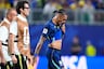 Preocupación en Brasil por lesión de Raphinha: Temen tenga que alejarse del Mundial 2026