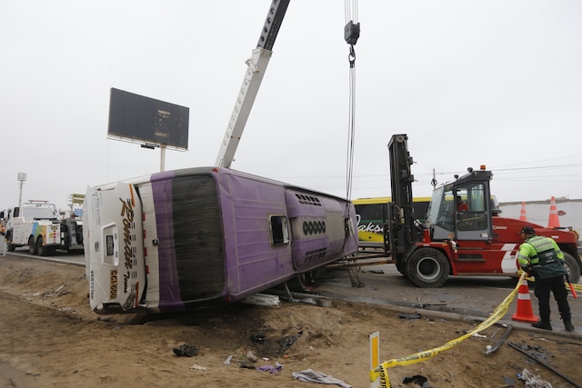Accidente en Lurín. Foto: Violeta Ayasta @photo.gec
