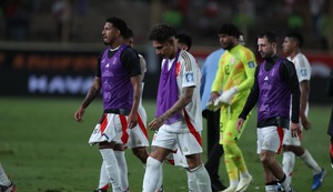 Las matemáticas dirán que todavía hay esperanzas, pero con la terquedad de Fossati estamos eliminados hace rato