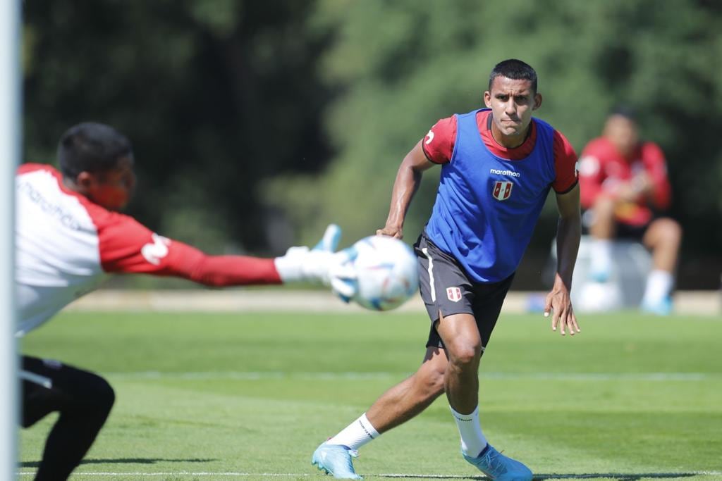 Barcelona - España, 31 de Mayo del 2022
Tercer día de entrenamiento de la selección peruana en el Centro de Alto Rendimiento Deportivo de Sant Cugat en Barcelona de cara al amistoso frente a Nueva Zelanda y al repechaje a Qatar 2022.
Enviado Especial: Daniel Apuy / @photo.gec