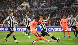 Barcelona empató 1-1 en su visita a Newcastle por ‘octavos’ de Champions League