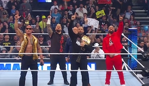 The Rock anuncia su unión con el Bloodline de Roman Reigns | VIDEO