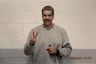 Nicolás Maduro reaparece en las redes sociales con fotos desde la prisión: “Pequeño regalo de amor y esperanza”