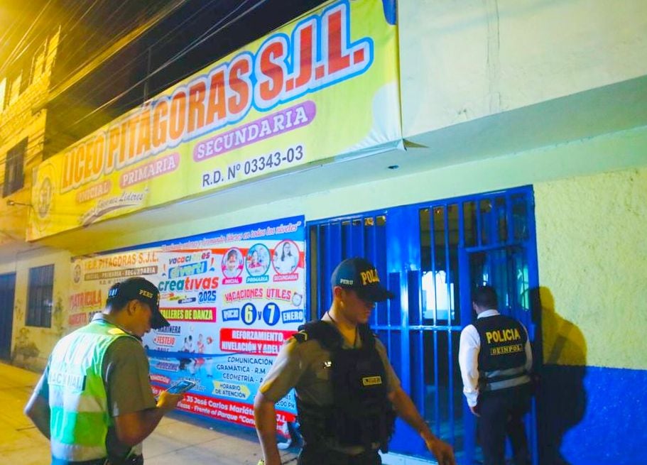 Los criminales arrojaron el explosivo en la madrugada de este miércoles. Foto: GEC