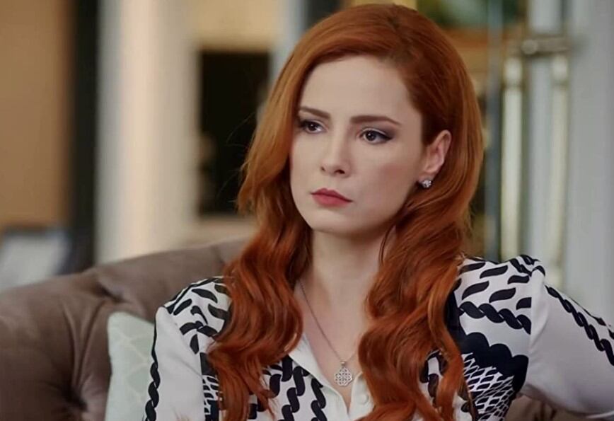 Mine Tugay en Cilek Kokusu (Foto: Gold Film)