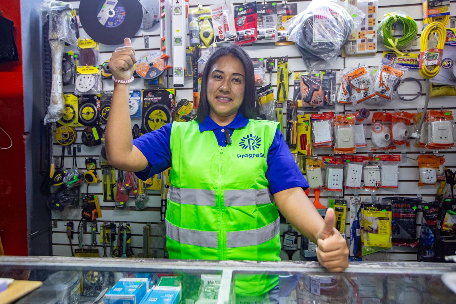 Judith empresaria ferretera e VMT. Foto: Fernando Sangama