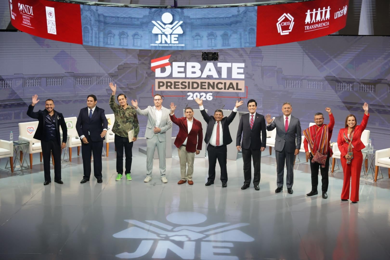 Candidatos presidenciales en la segunda ronda de debates organizados por el JNE.Foto: Hugo Pérez / GEC