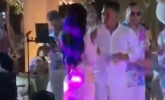 Cueva en el cumpleaños de Pamela Franco