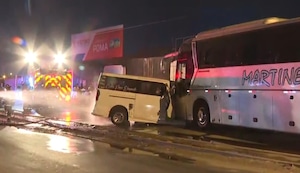 Lurín: Choque de combi y bus interprovincial deja dos heridos