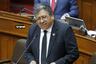 Congresista Flores Ancachi sacaba más de 7 mil soles mensuales de recortar salario de sus trabajadores
