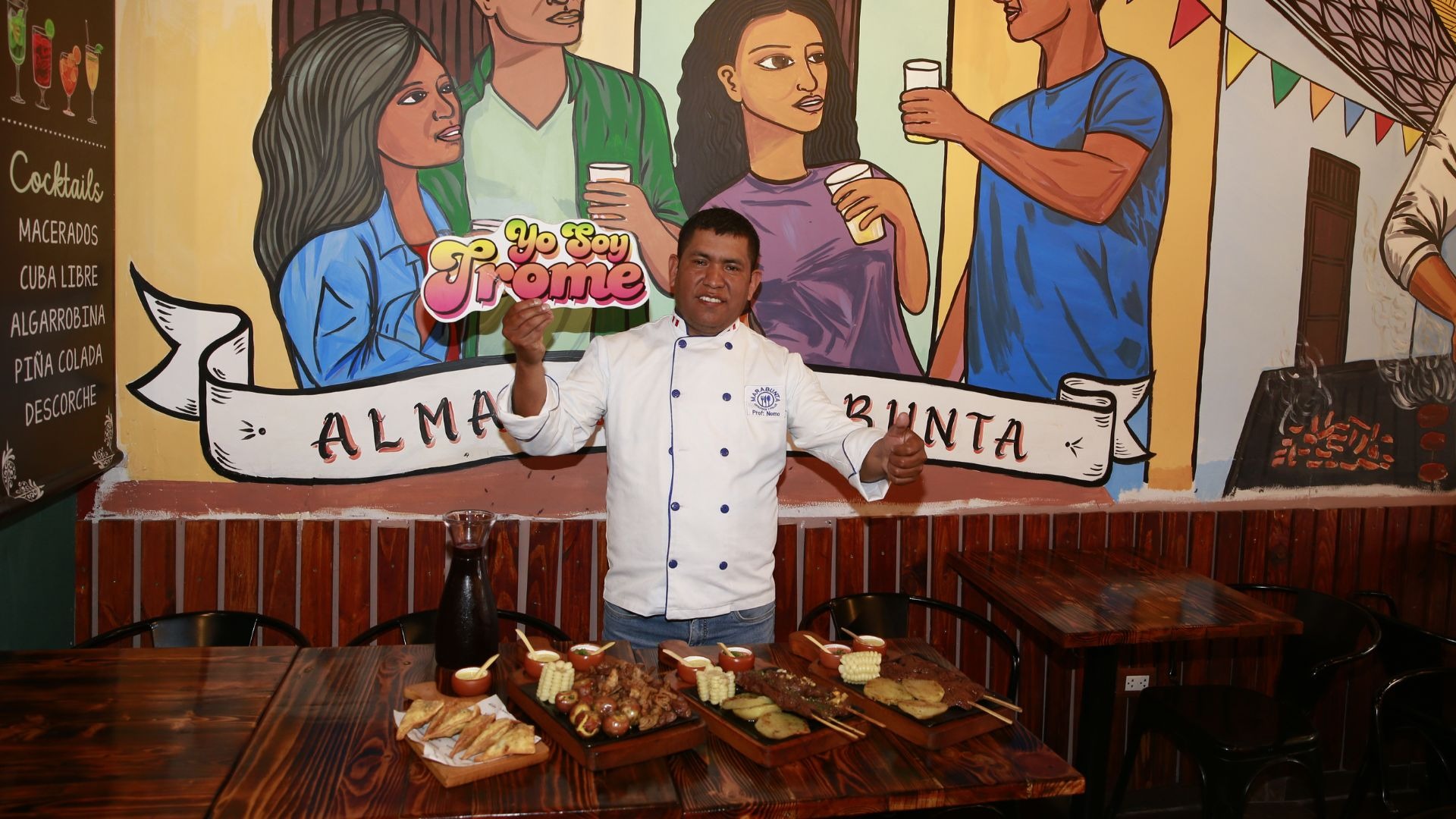 Nemías Pomachagua Cajahuaringa presenta la nueva propuesta: 'Trilogía Anticuchera'. Foto: Allengino Quintana