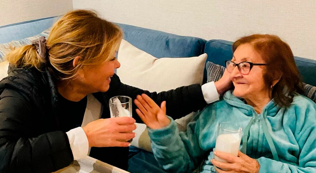 Gisela Valcárcel y su mamá. Actualmente 'La Señito' cuida a su progenitora.