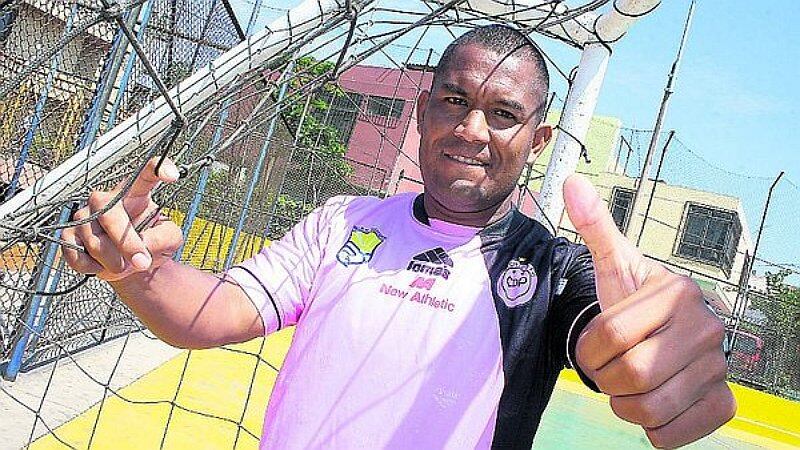 Johnny Vegas sobre Sport Boys: "Esperemos que esta apretada les ayude"