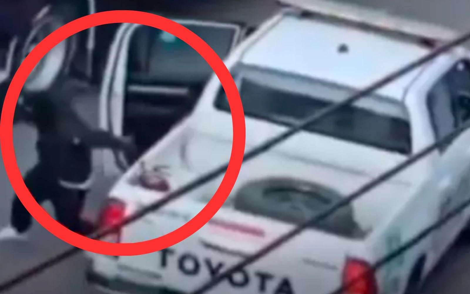 Delincuente se fuga de patrullero en Huancayo. Foto: Difusión