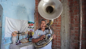 Don Luciano y su vocación por mantener viva la música tradicional