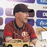 Rabanal hace mea culpa por el empate con Cristal, pero lanza advertencia: “Todos tienen que estar al 100%, quien no entienda verá los partidos desde las gradas”