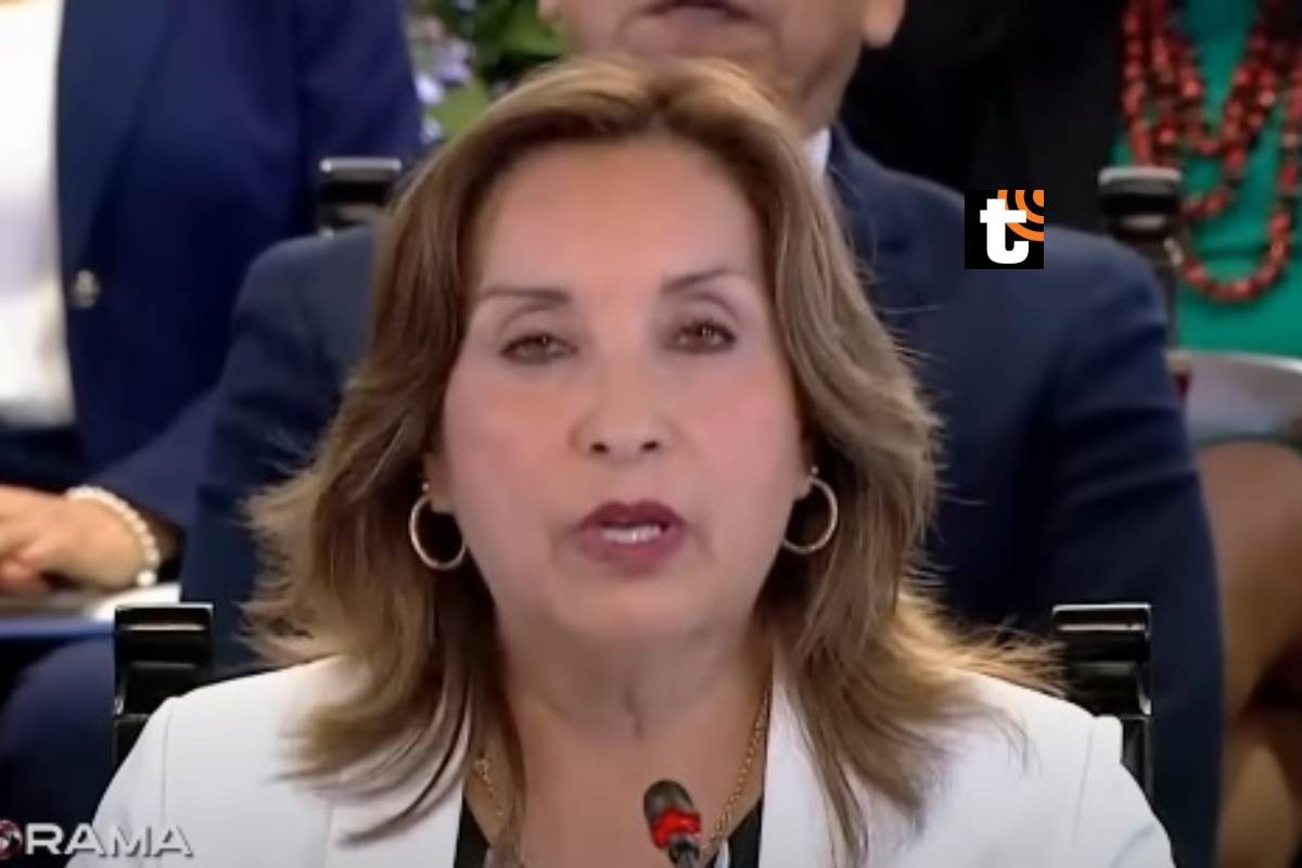 Fiscalía sospecha que Dina Boluarte recibió costosas joyas.