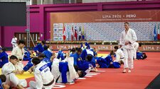 Figuras olímpicas Carlos Zegarra y Yuri Alvear inspiran a judocas de América en Lima 2026
