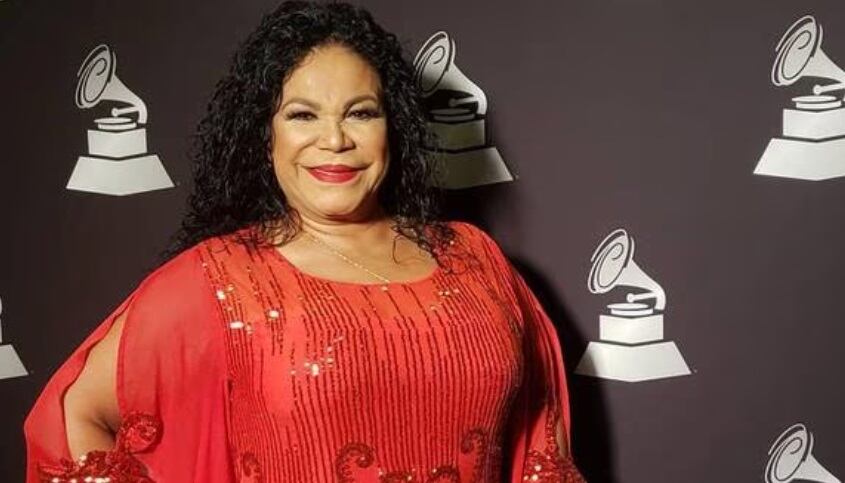 Concierto de Eva Ayllón por sus 50 años: ¿todavía quedan entradas para escuchar a la cantante en vivo?. (Foto: @evayallónoficial)