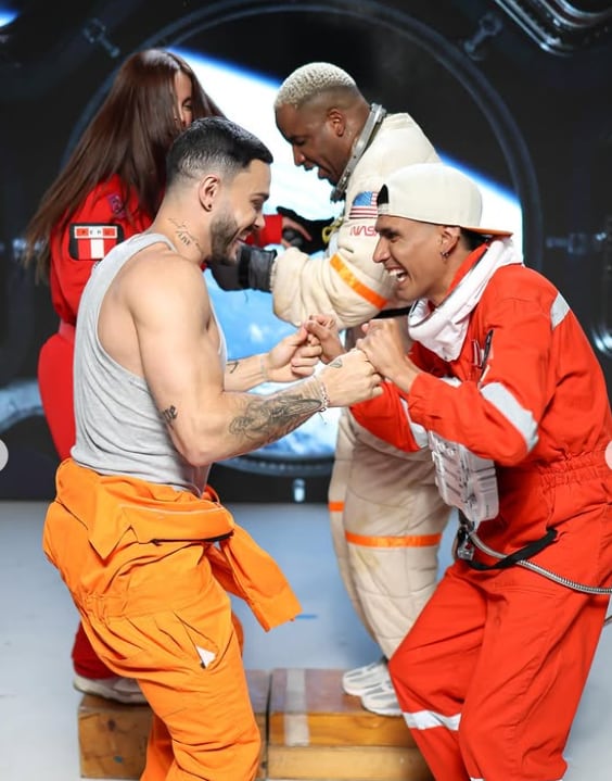 'La Manada' es el nuevo programa conducido por Laura Spoya, Mario Irivarren y Gerardo Pe.