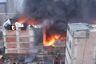 Incendio consume varios edificios en el Cercado de Lima: Más de 50 unidades de Bomberos, hay heridos y escasez de agua