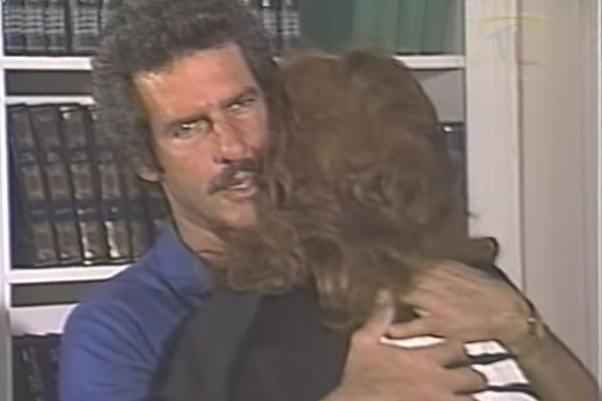 Andrés García interpretó a Antonio Lombardo, un hombre que sufre la pérdida de su padre. (Foto: Televisa)