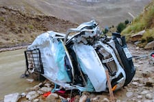 ¡Tragedia en el Mantaro! Tráiler mandó a miniván al río: mujer falleció y 10 pasajeros resultaron heridos