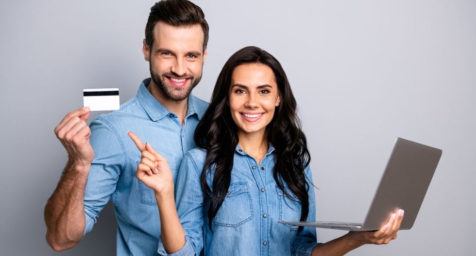 No pierdas de vista tu tarjeta cuando pagues en algún establecimiento. Foto: iStock.