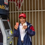 Más de 820 mil adultos cobrarán ‘Pensión 65’ a nivel nacional desde el primer día de junio