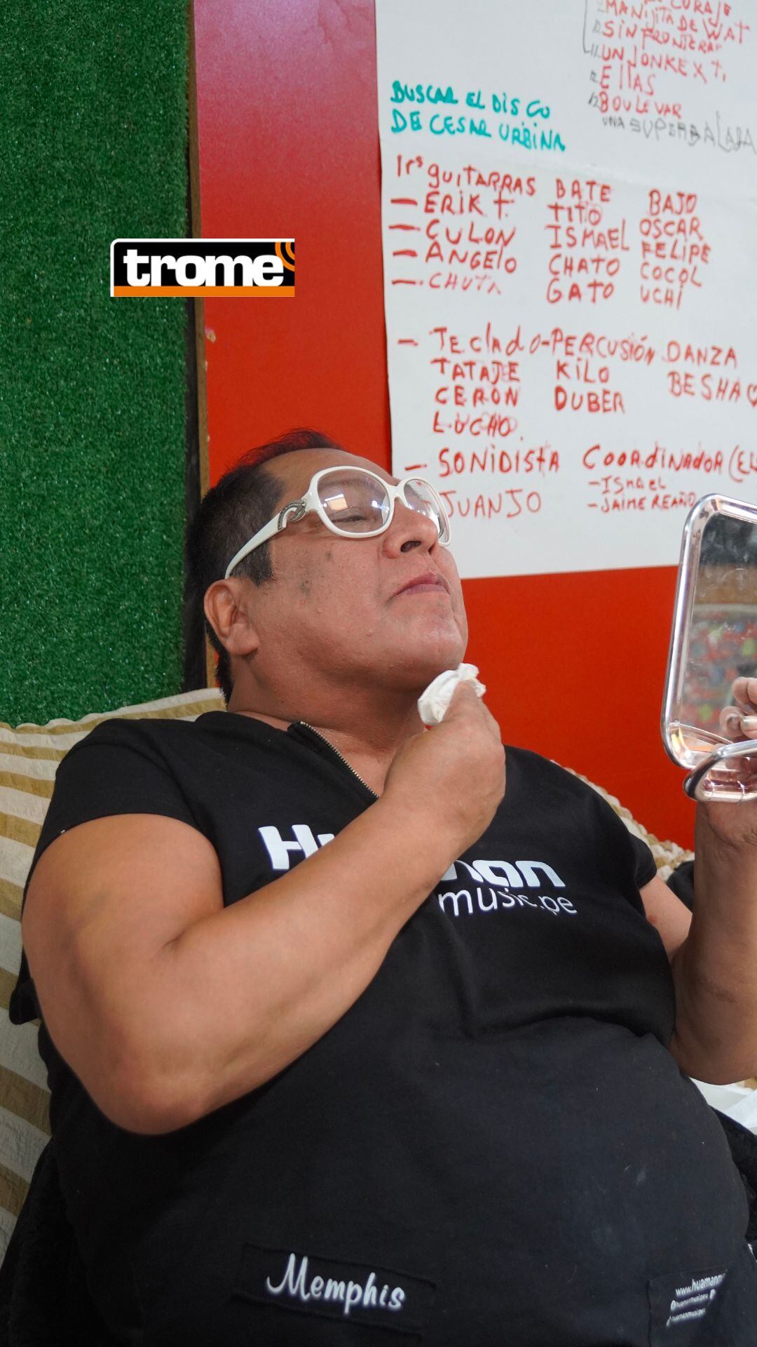 Hernán Condori cuenta sus vivencias desde su casa en El Agustino.