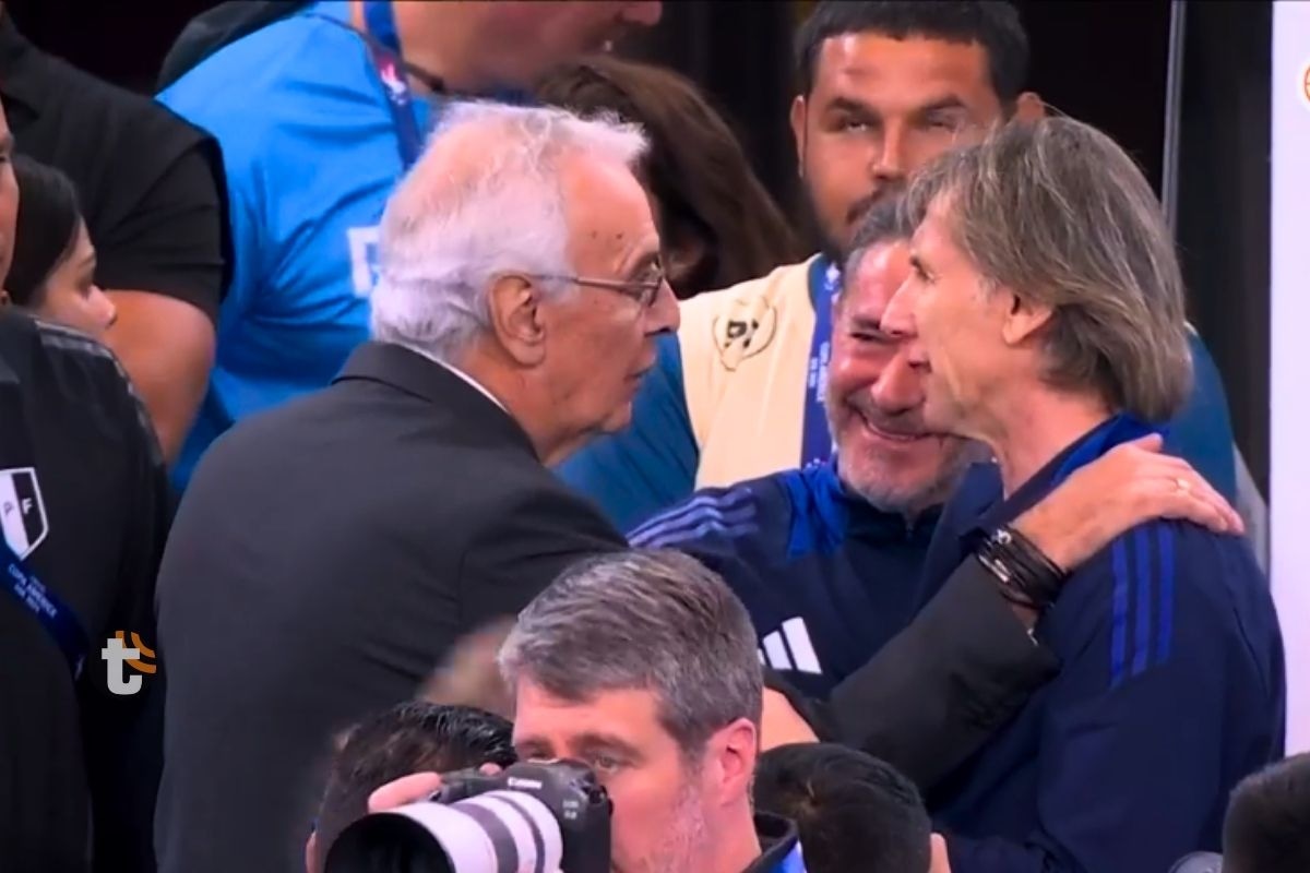 'El Tigre' Ricardo Gareca contra la selecció peruana. (Captura Tv)