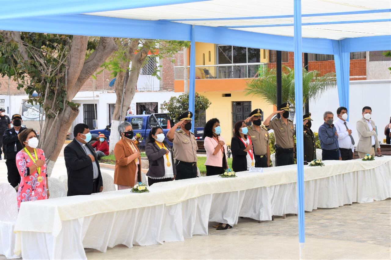 La ceremonia se dio por los 151 años de creación política de San Luis