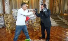 Presidente José María Balcázar se pone los guantes de box ante el alcalde de Ate Franco Vidal | VIDEO