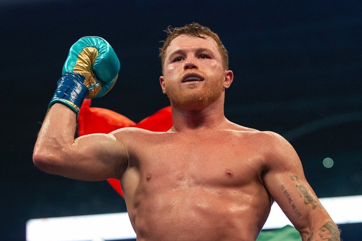 Canelo Álvarez realizará una nueva defensa del título de peso súper mediano. (Agencias)