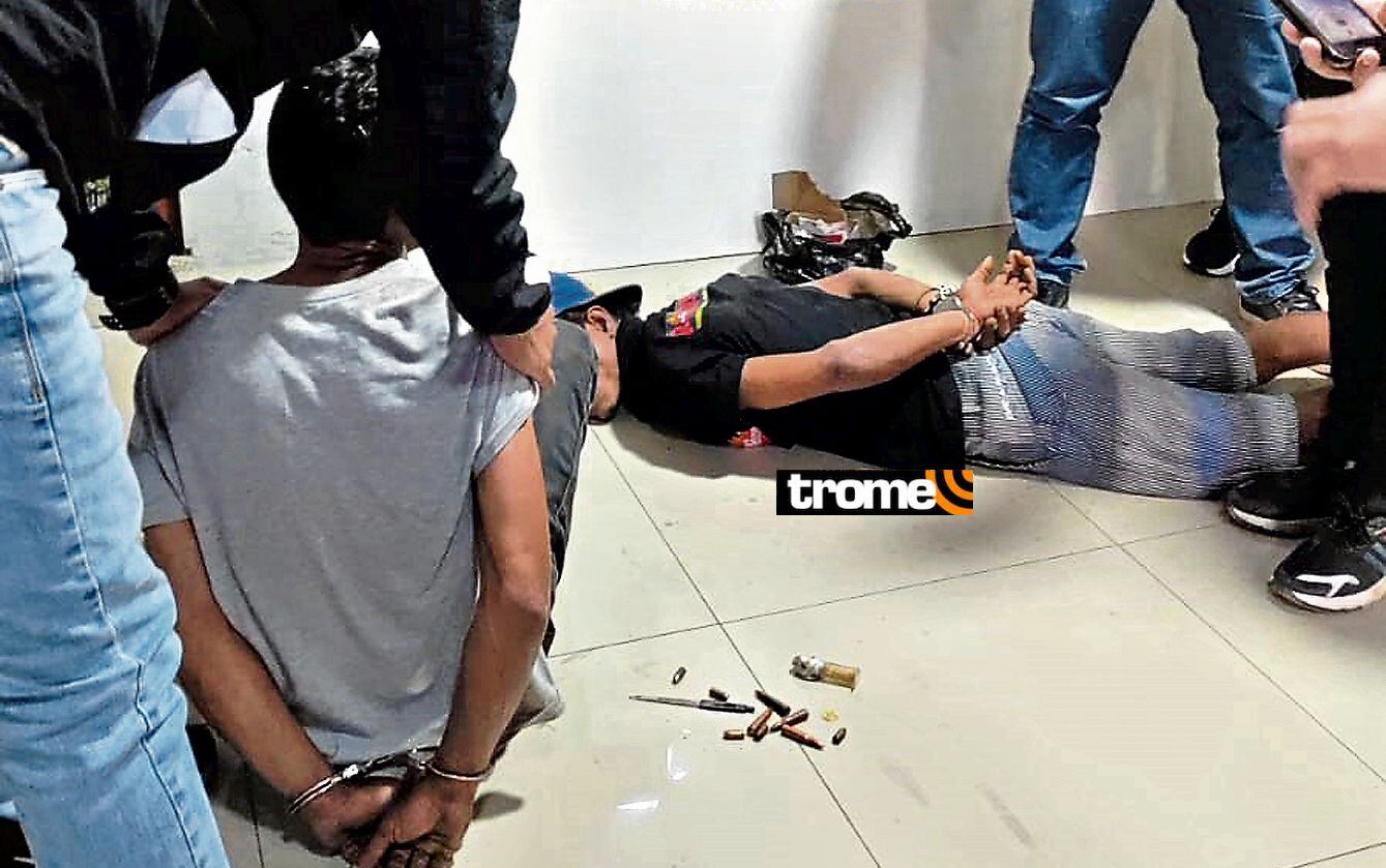 Caen dos venezolanos de ‘Los Audaces de Carabayllo’ en casa de apuestas donde pretendían extorsionar al dueño con granada. (Foto: Trome)