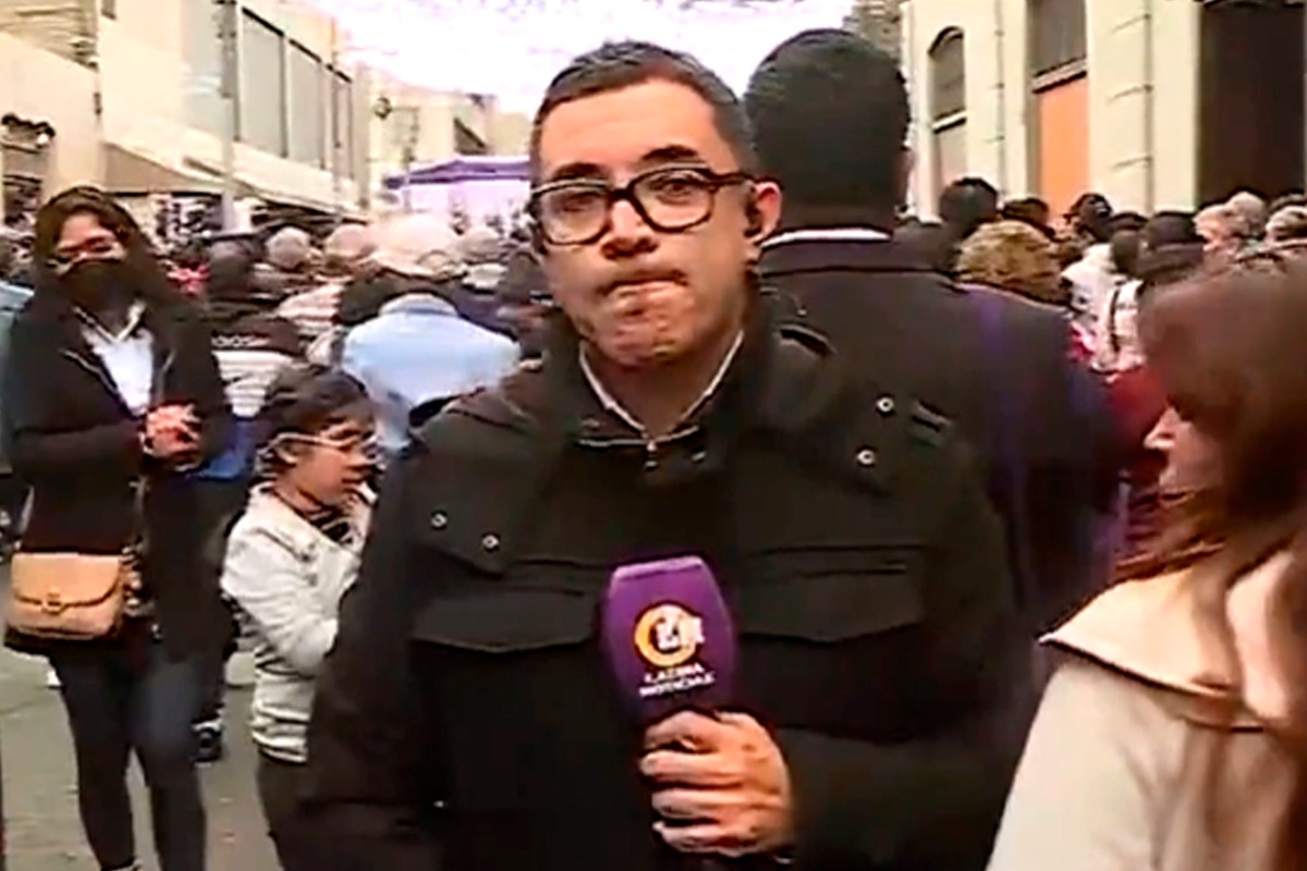 Adolfo Bolívar se quiebra por la salud de su madre.