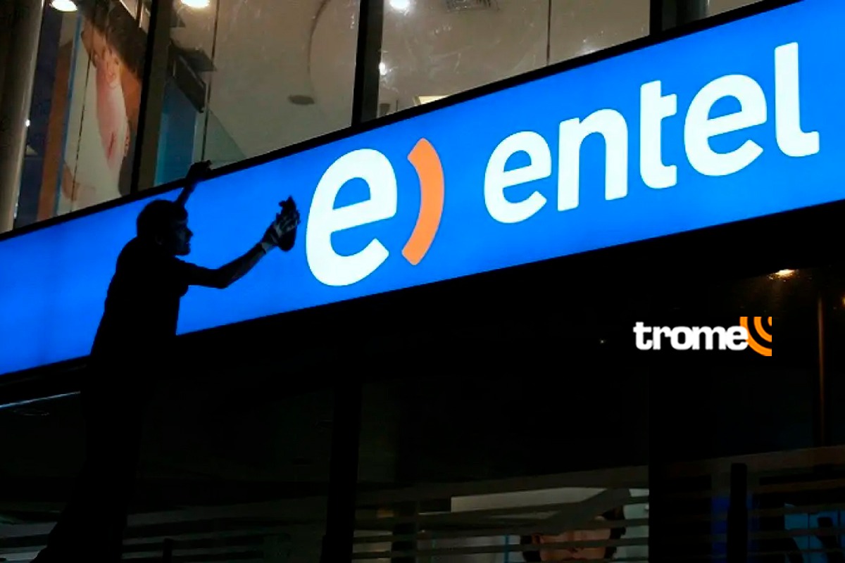 Entel sufre caída.
