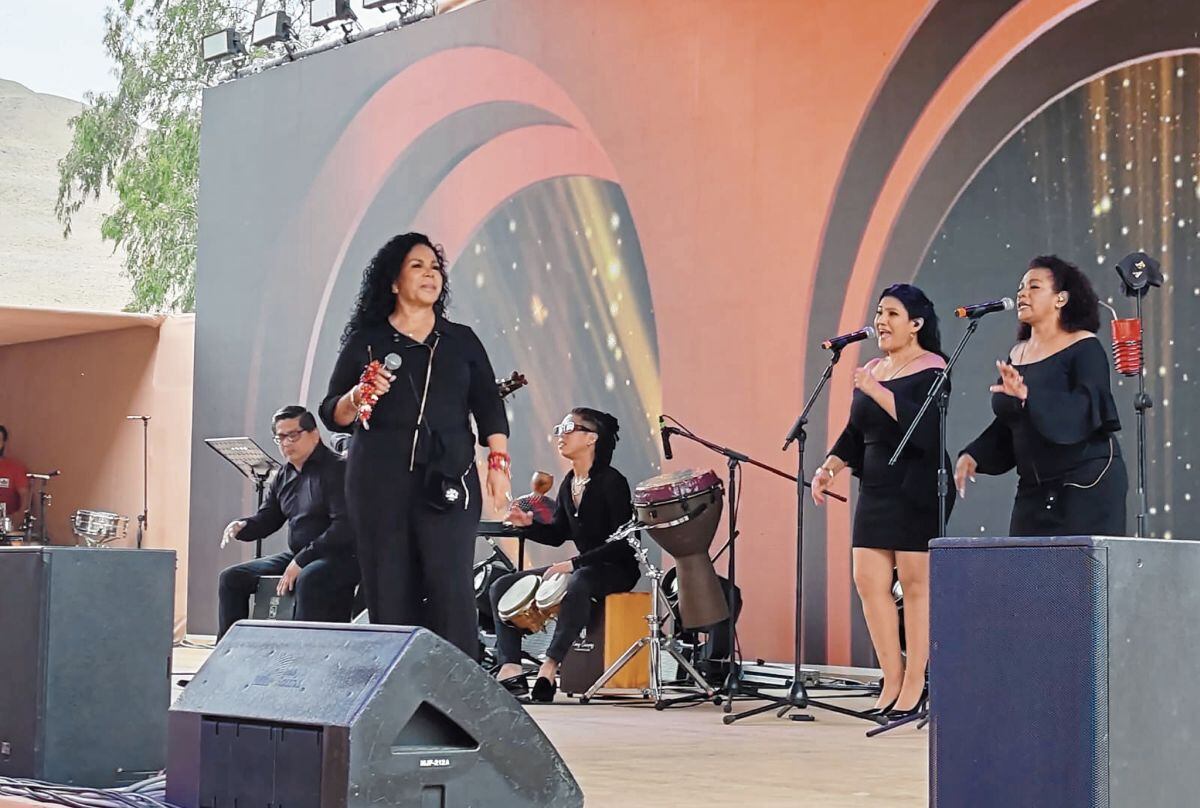 Eva Ayllón en los 15 años de MaidoEva Ayllón en los 15 años de Maido