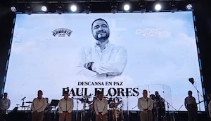 Grupo 5 detiene presentación para pedir un minuto de silencio por el “Russo” Paul Flores | VIDEO
