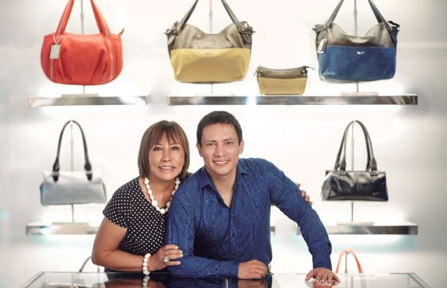 Empresaria Marina Bustamante eligió para su marca de artículos de cuero el nombre de su hijo, Renzo Costa, inspirándose en un diseñador italiano.