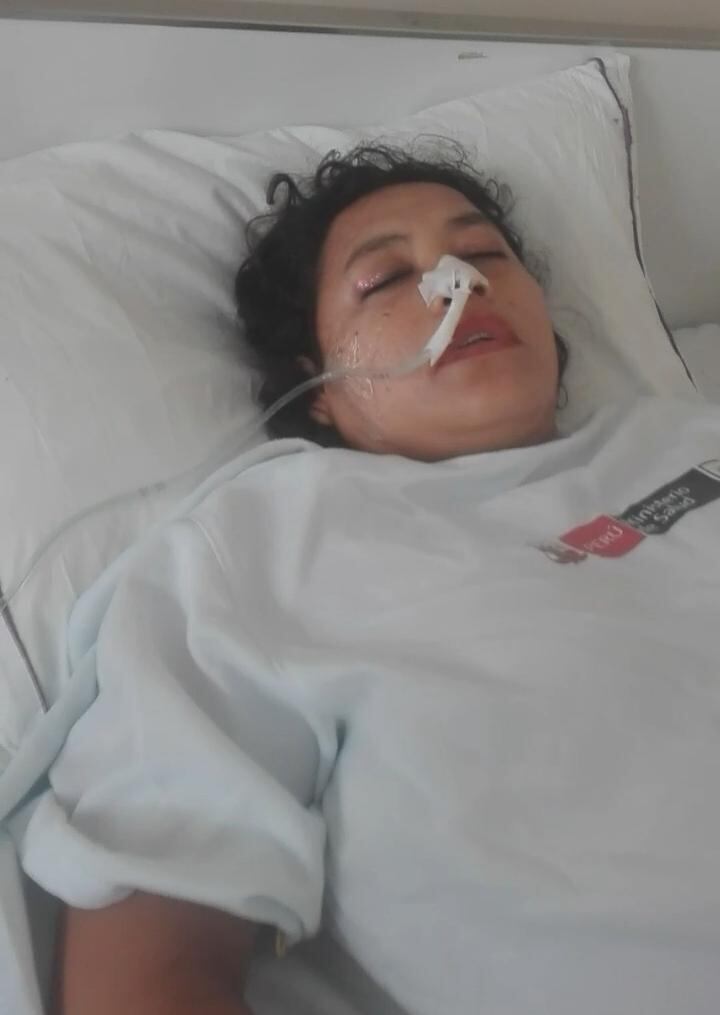 Una fiesta de cumpleaños acabó en un terrible baño de sangre cuando un violento sujeto atacó a cuchilladas a su vecino y dos concuñadas.