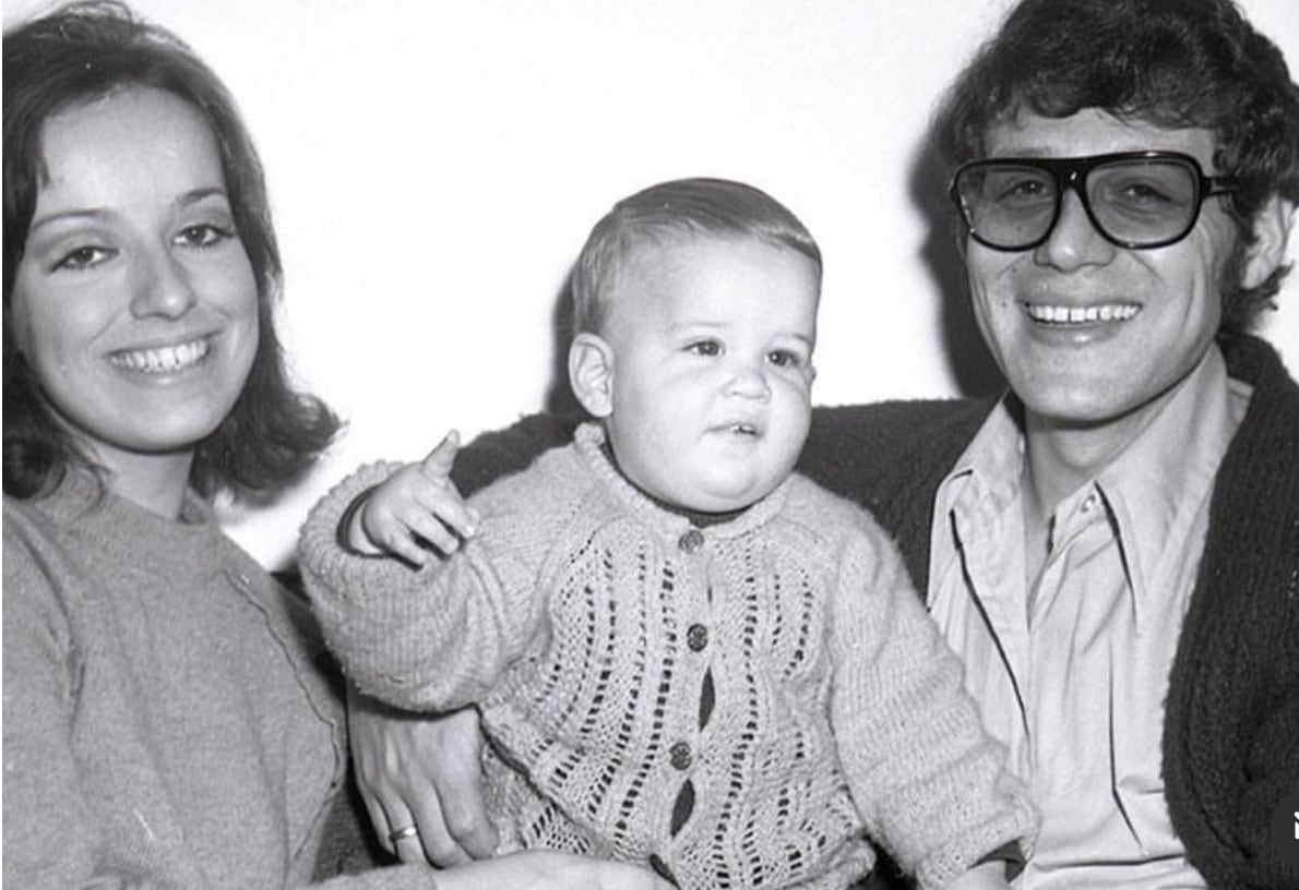 Gian Marco Zignago junto a sus padres, Regina Alcover y el recordado Joe Danova. (Foto: archivo personal de Gian Marco)