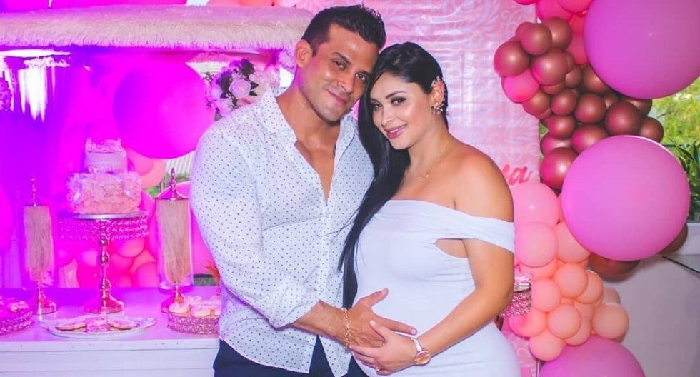 Pamela Franco y Christian Domínguez