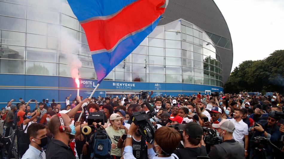 El Parque de los Príncipes aguarda a Messi