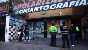 Confusa muerte en Santa Anita: Joven cae de quinto piso mientras bebía con amigos