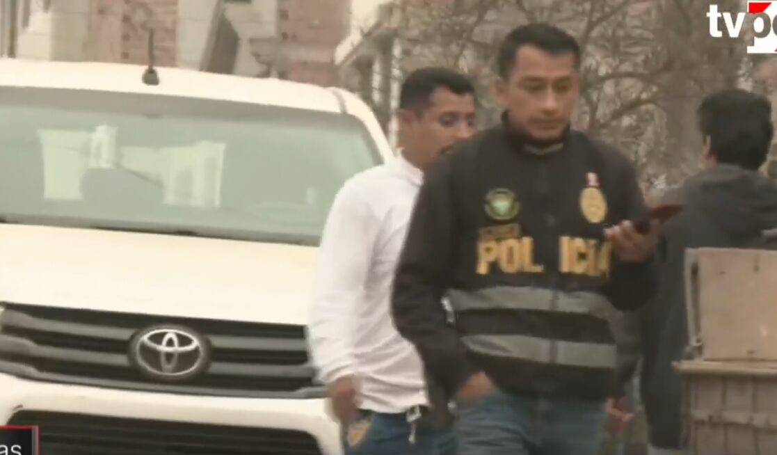 Policía llegó hasta el lugar del ataque. (Captura Tv Perú)